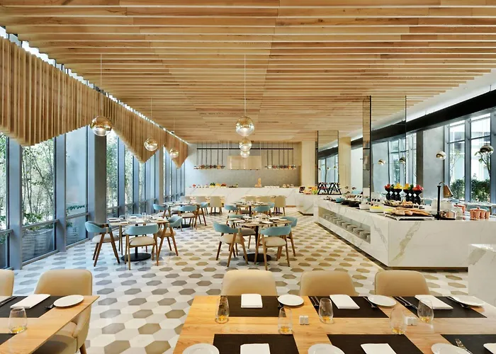 Aloft New Delhi Aerocity